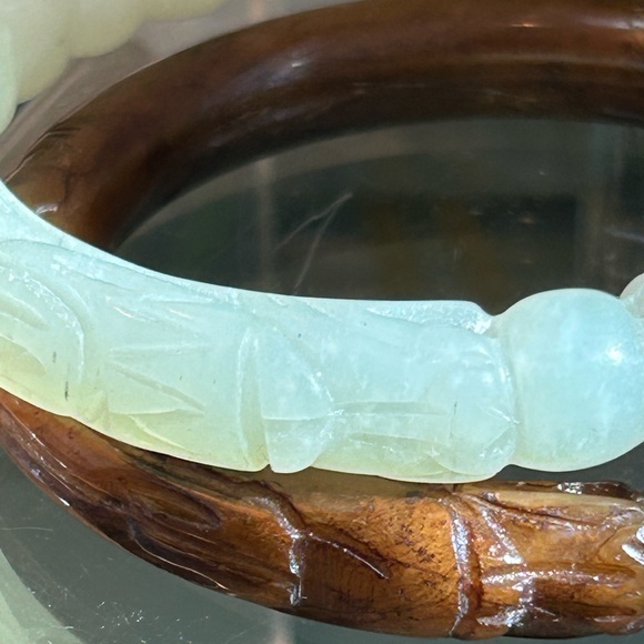 Jade bracelets - Picture 3 of 11